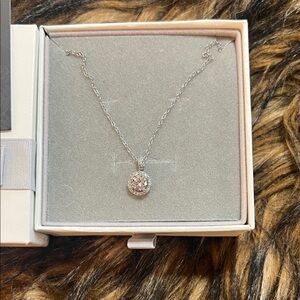 Elegant .925 Silver Pendant Necklace